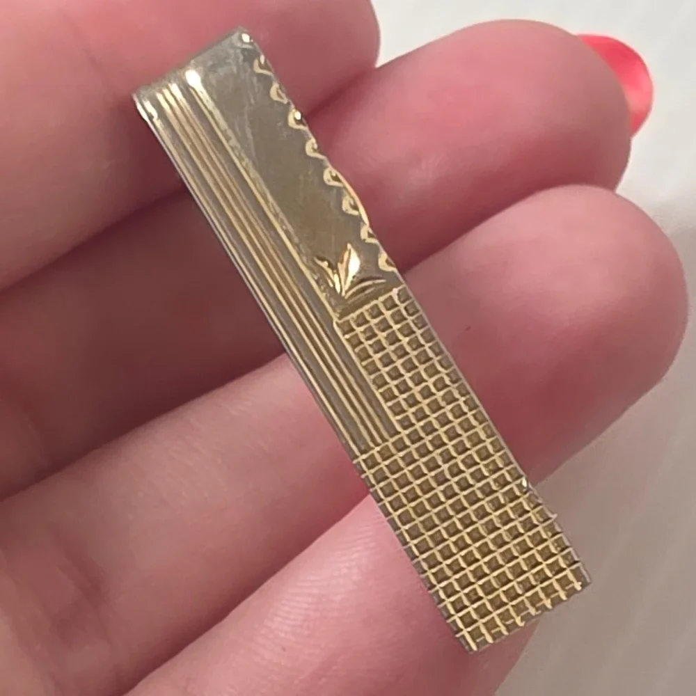 Unbranded Tie Clip 1.75in Gold Tone Fair Vintage Textured‎ Geometric Tie Bar